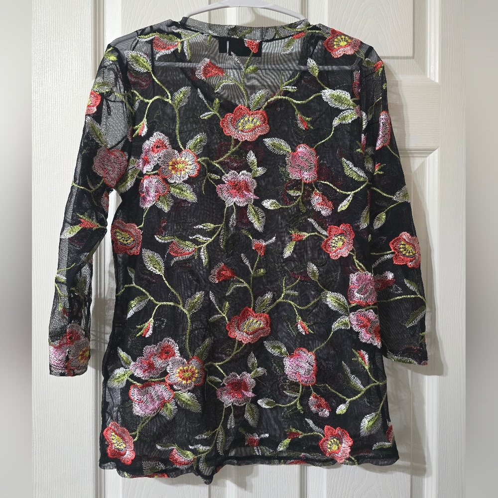 Baku Whimsigoth Sheer Mesh Floral Embroidered 3/4 Sleeve Top, Sz Medium, EUC! - Picture 6 of 11